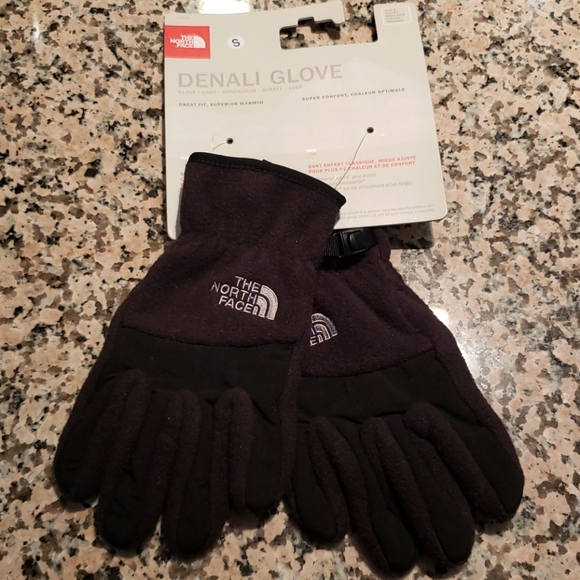 The North Face Other - Youth Small North face gloves NWT